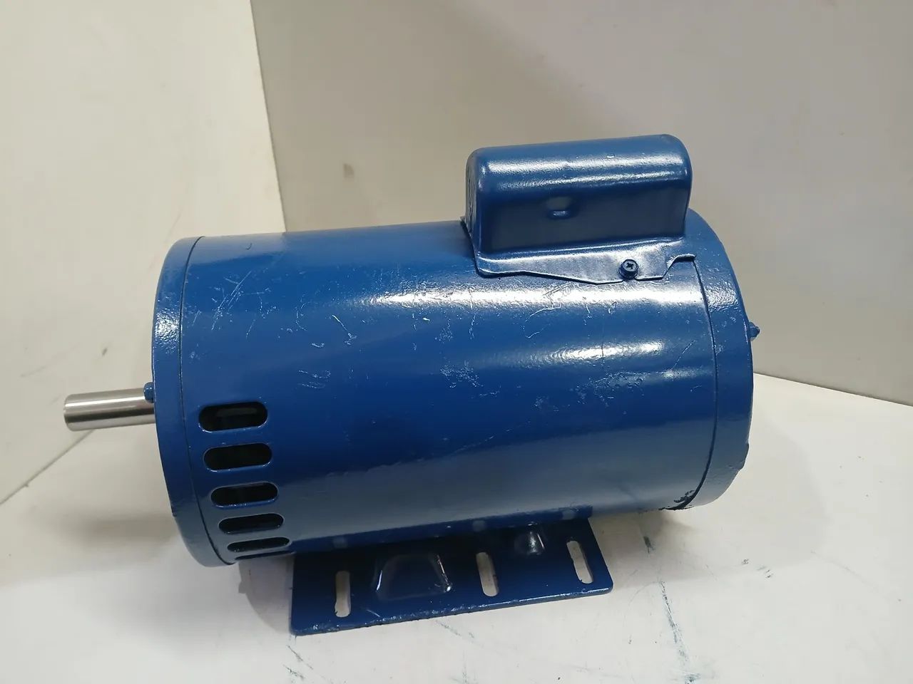 Motor elétrico monofásico 3 cv 2 pólos  - Foto 5