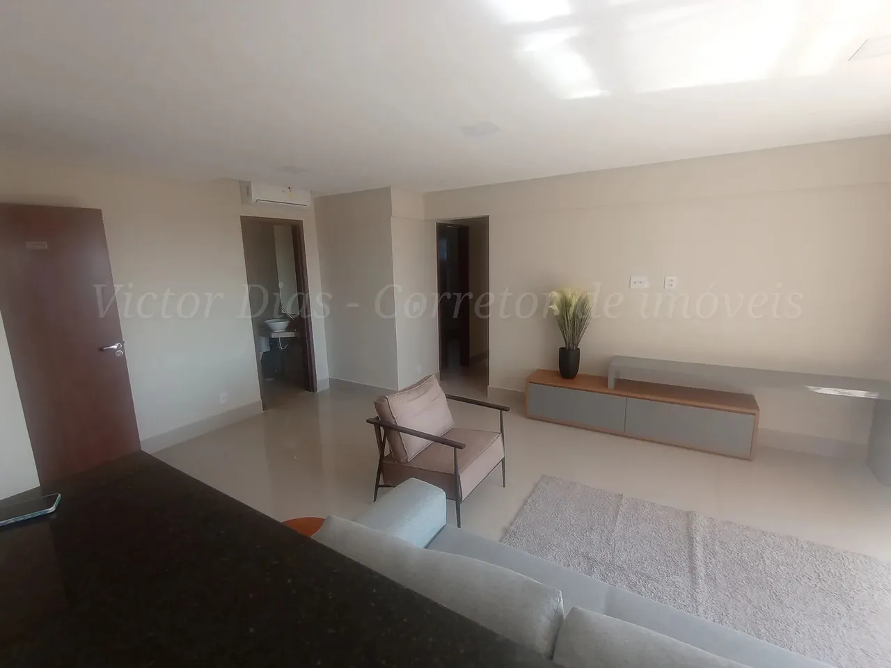 Imóvel para aluguel possui 89 metros quadrados com 3 quartos em Village Veneza - Goiânia -