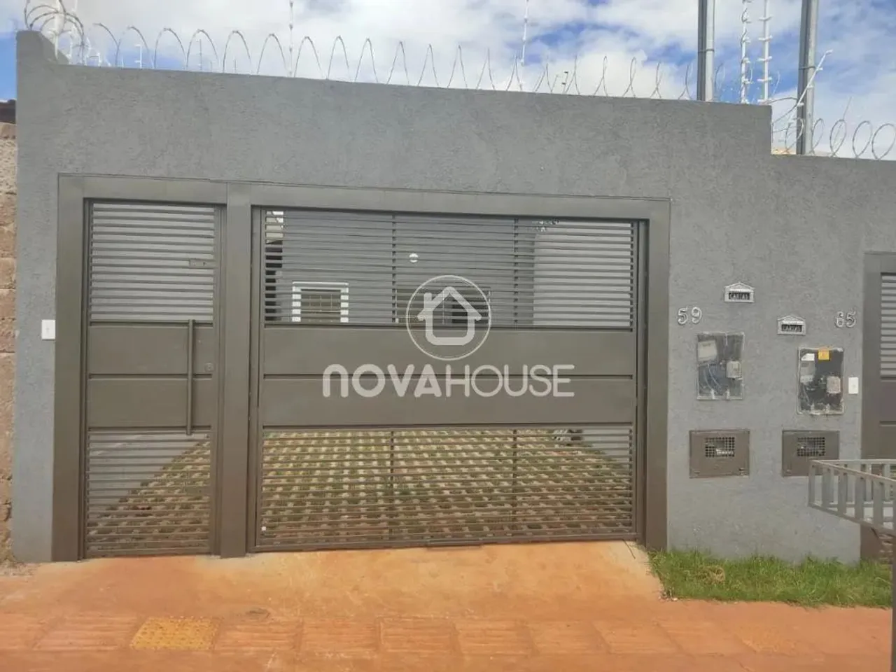 CASA NOVA NA REGIÃO CORONEL ANTONINO