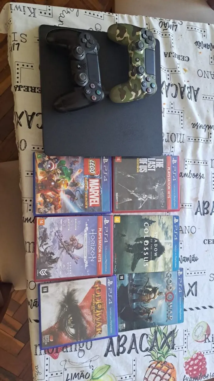 PlayStation 4 com Jogos Incríveis!