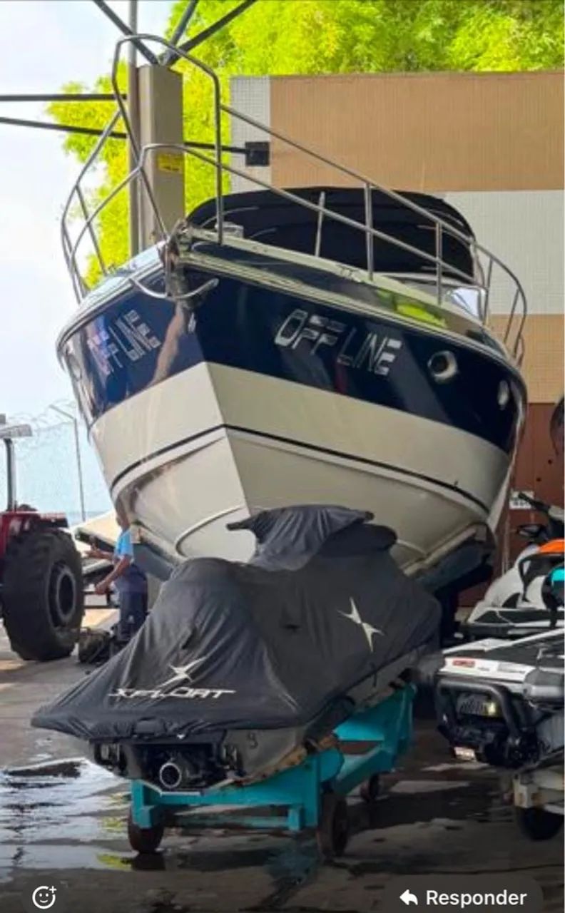 Lancha Real 38 2011 Volvo D4 300 HP - Foto 3