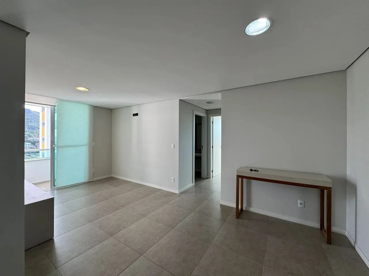 Oportunidade ÚNICA para morar com conforto e praticidade! Apartamento com 02 suítes, 02 va - Foto 4