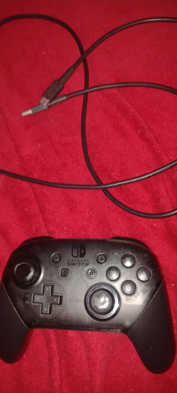 Controle switch pro + cabo original - troco por Joy Cons