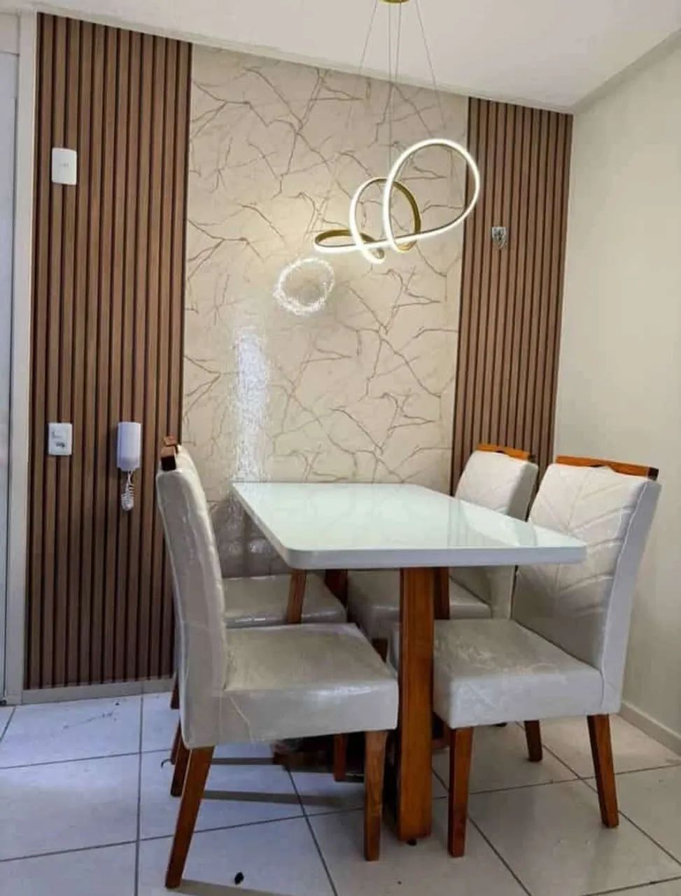 Mesa de Jantar 4 Cadeiras - Moderna e Elegante - Foto 2