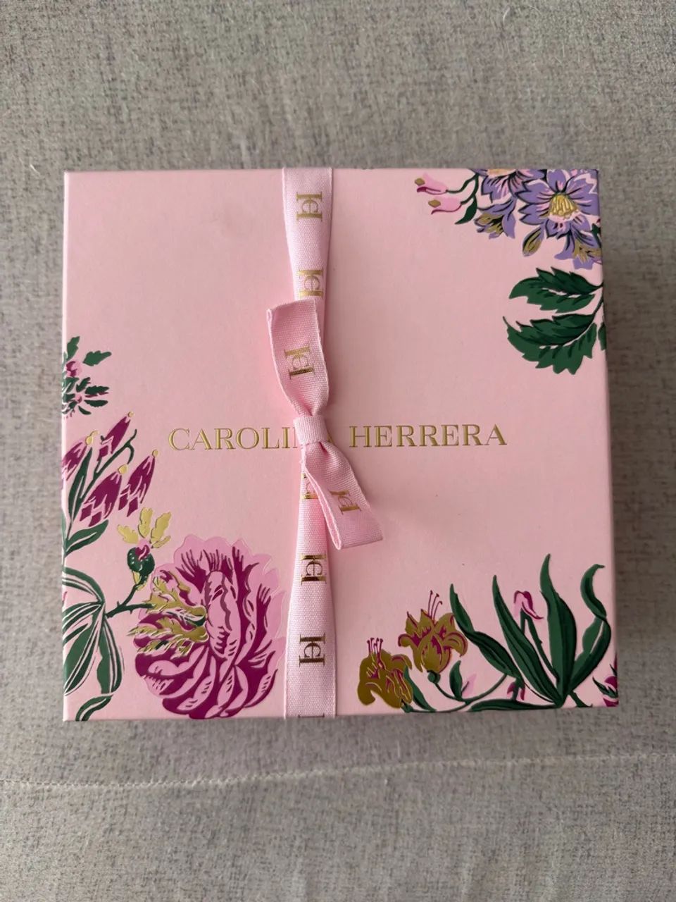 Caixa Vazia - Kit Carolina Herrera - Foto 2