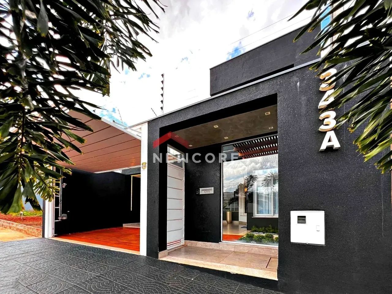 Casa em Avenida Jinroku Kubota - Bom Jardim - Maringá/PR - Foto 2