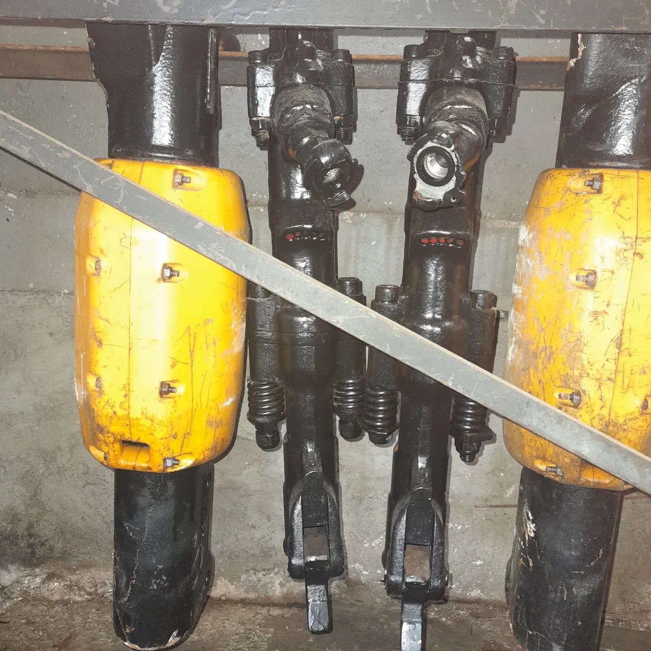 Marteletes Pneumáticos Industriais - Ferramentas Robustas - Foto 2