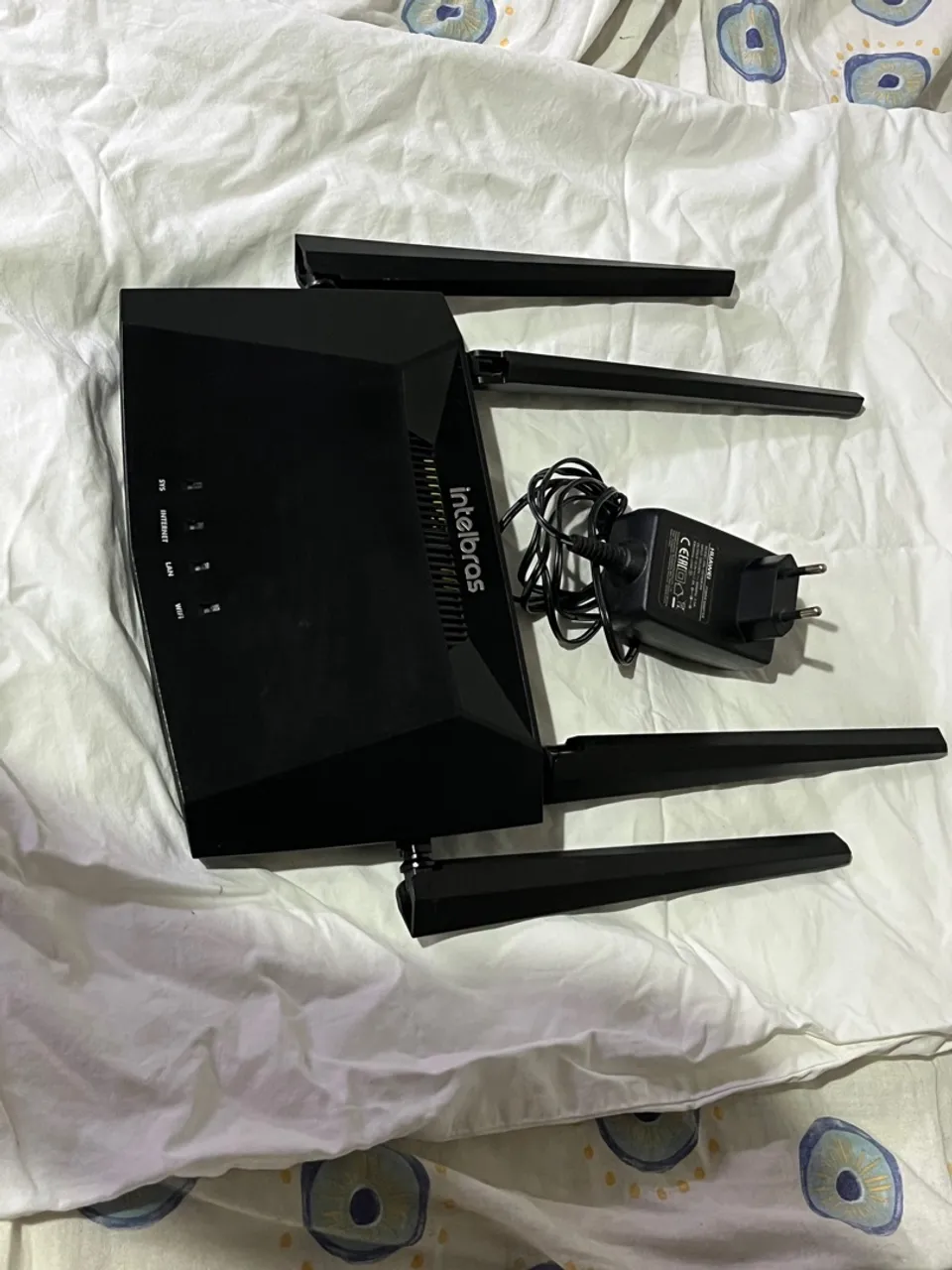 Roteador Action Rg 1200 Wi-fi 5 Intelbras Cor Preto-usado