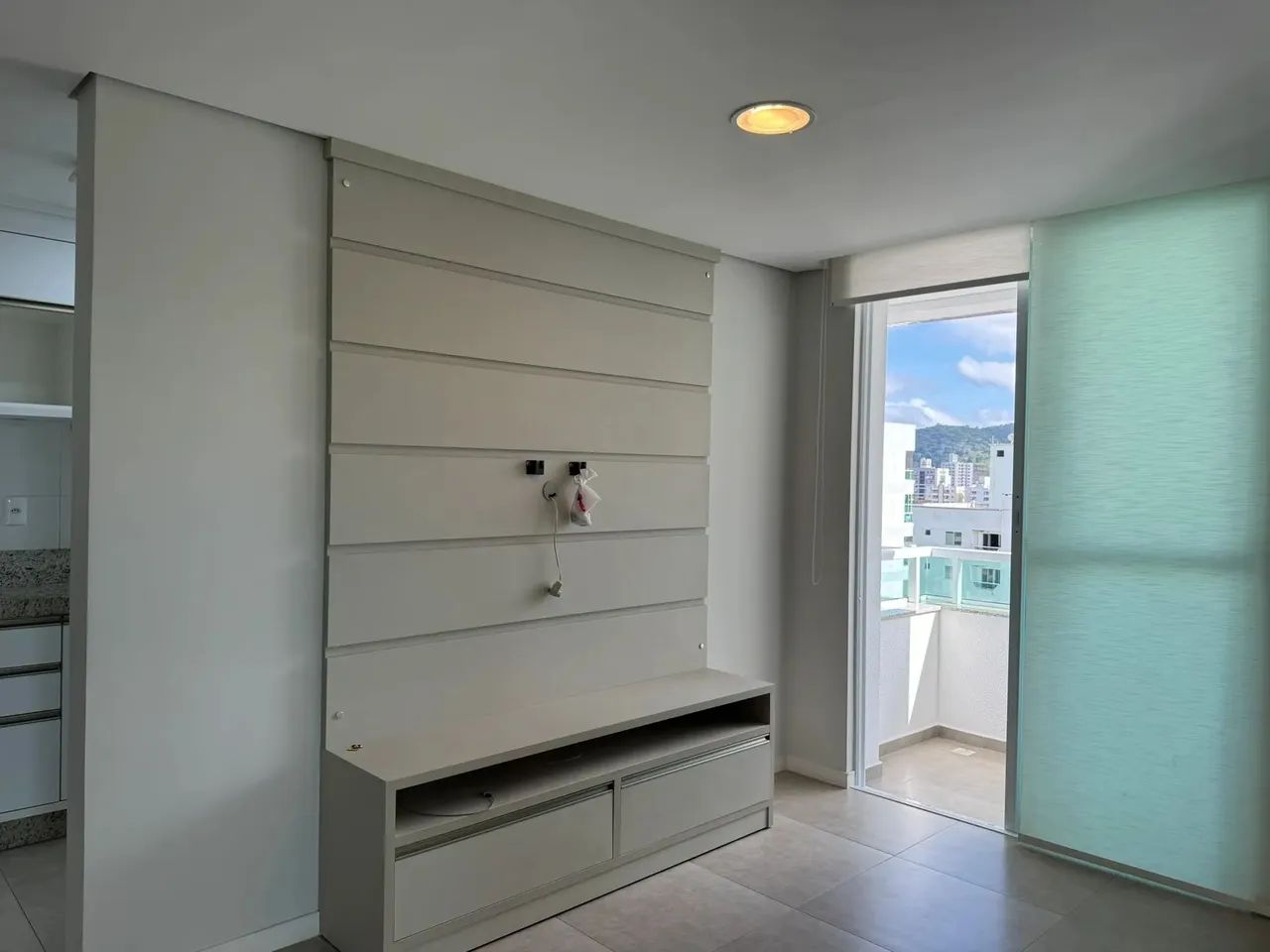 Oportunidade ÚNICA para morar com conforto e praticidade! Apartamento com 02 suítes, 02 va - Foto 5