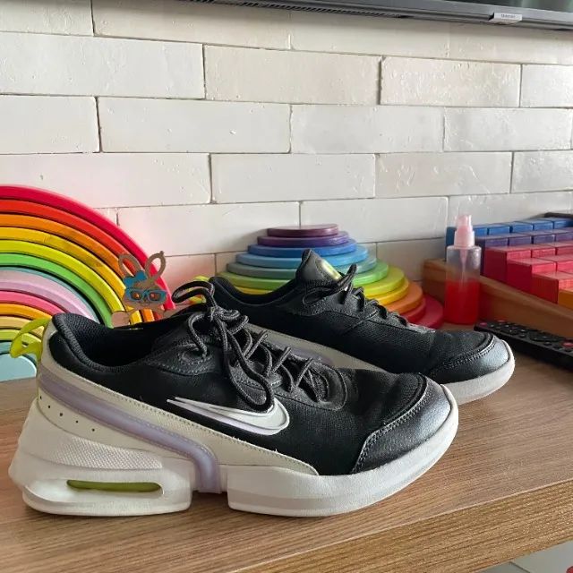 Tênis Feminino Nike Air Max Siren