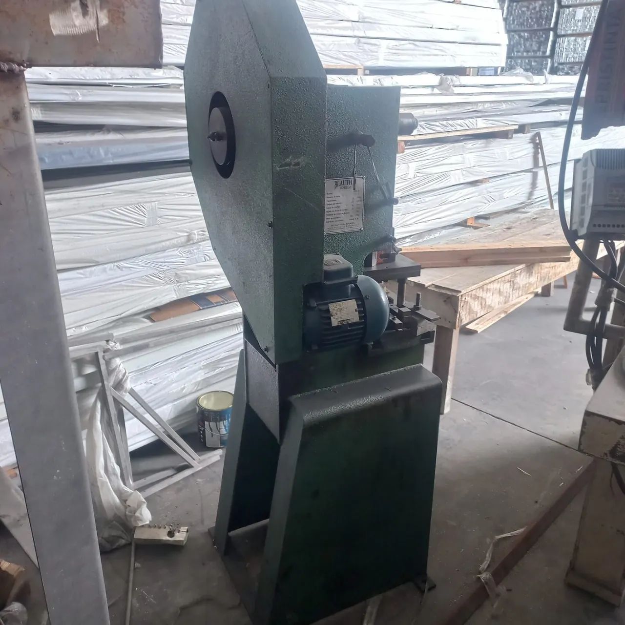 Vendo prensa esentrica