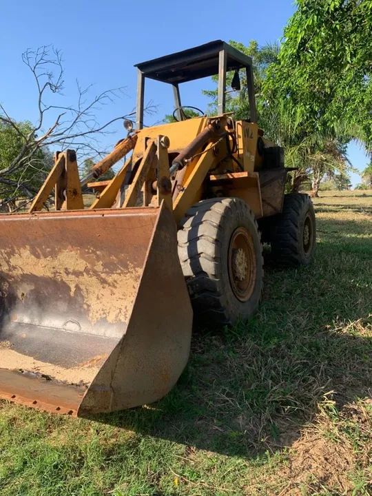 Pá carregadeira W20