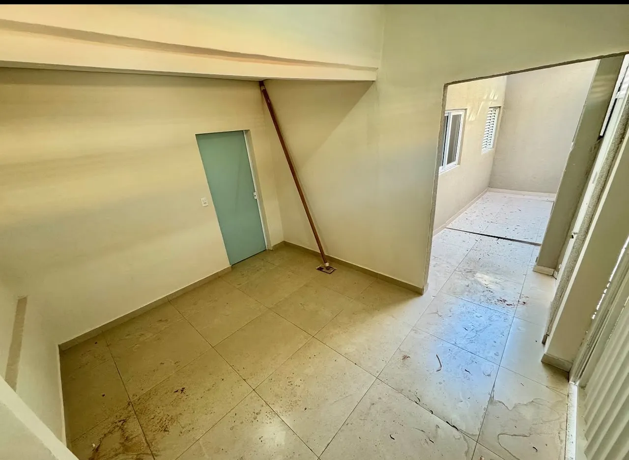 Casa a venda na asa sul -R$990.000,00