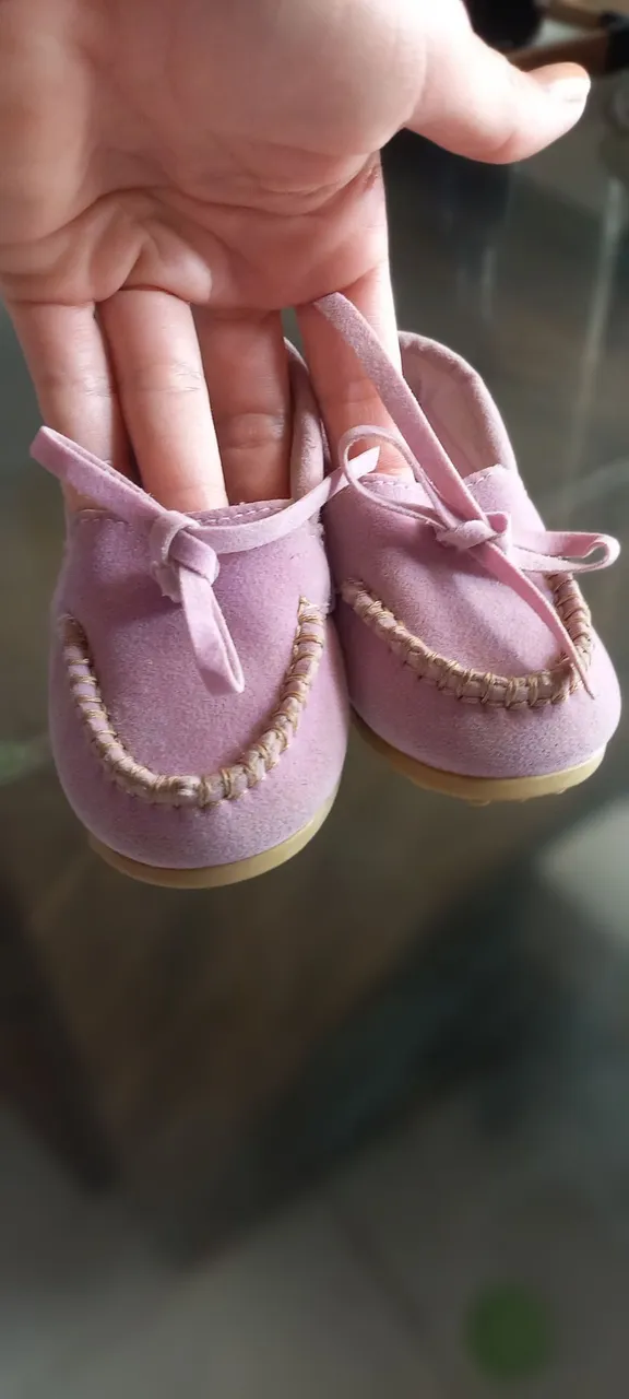 Sapatinhos de bebê rosa