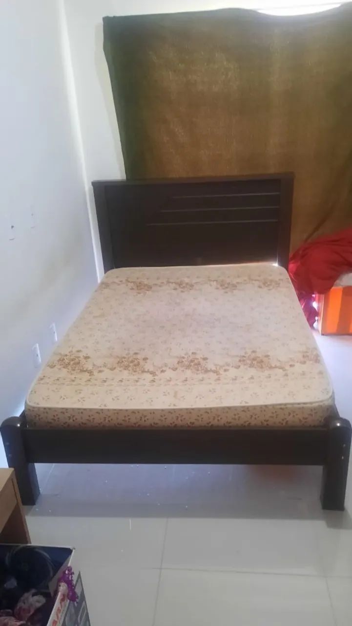 Double bed with mattress64276673470337120