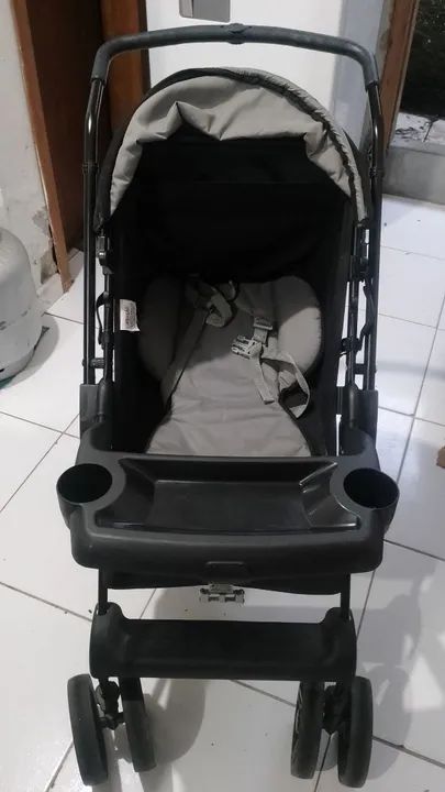 Carrinho de bebê Tutti