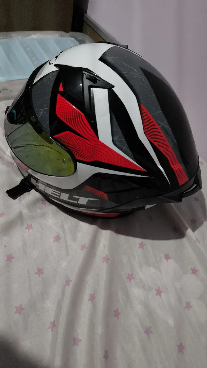 Capacete Helt Design Moderno