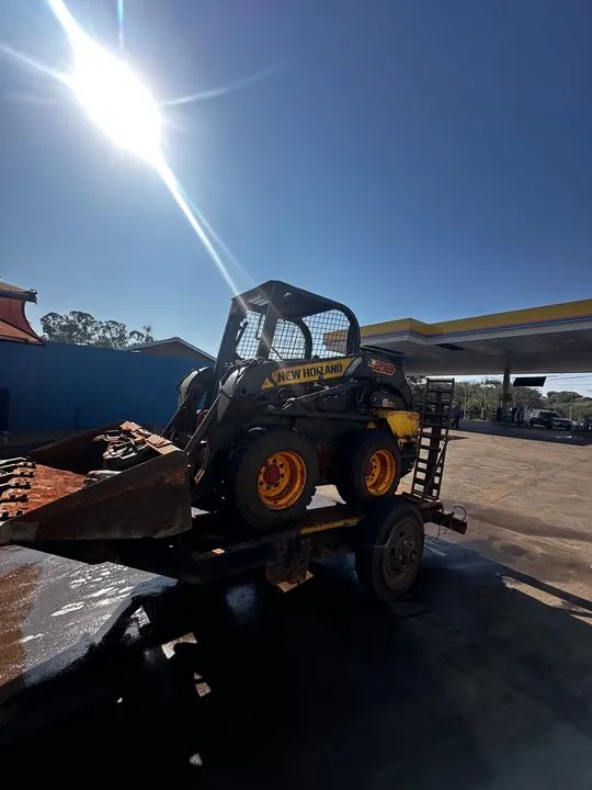 Mini carregadeira New holland l218 - Foto 3