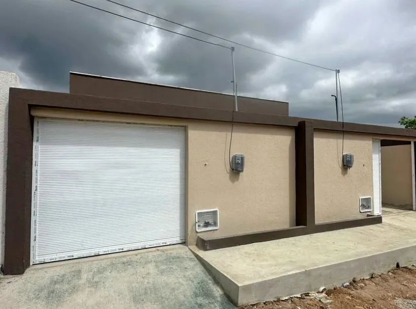 Casa apenas para venda no Cordeiro 