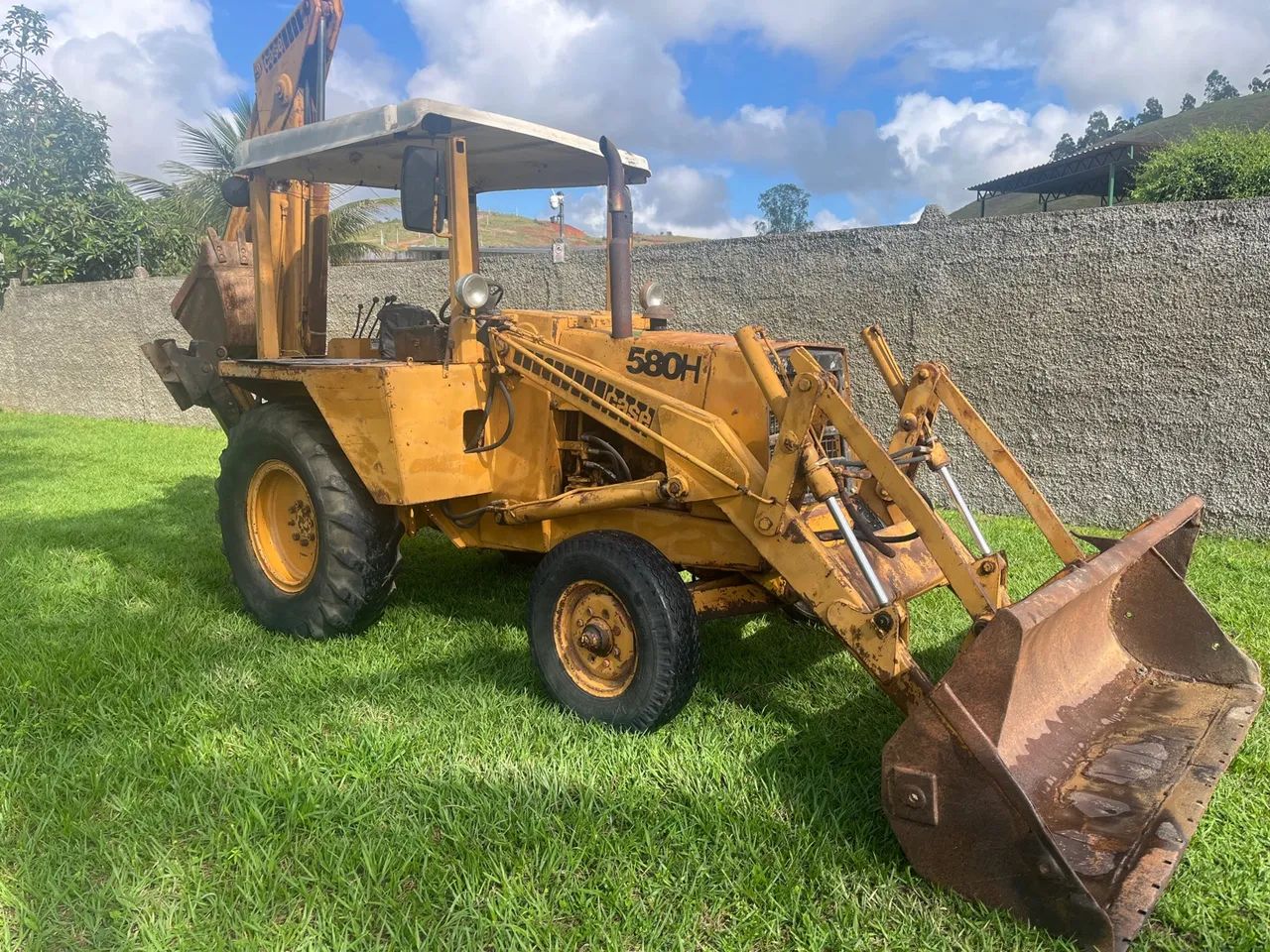 Retroescavadeira case 580H - Foto 2