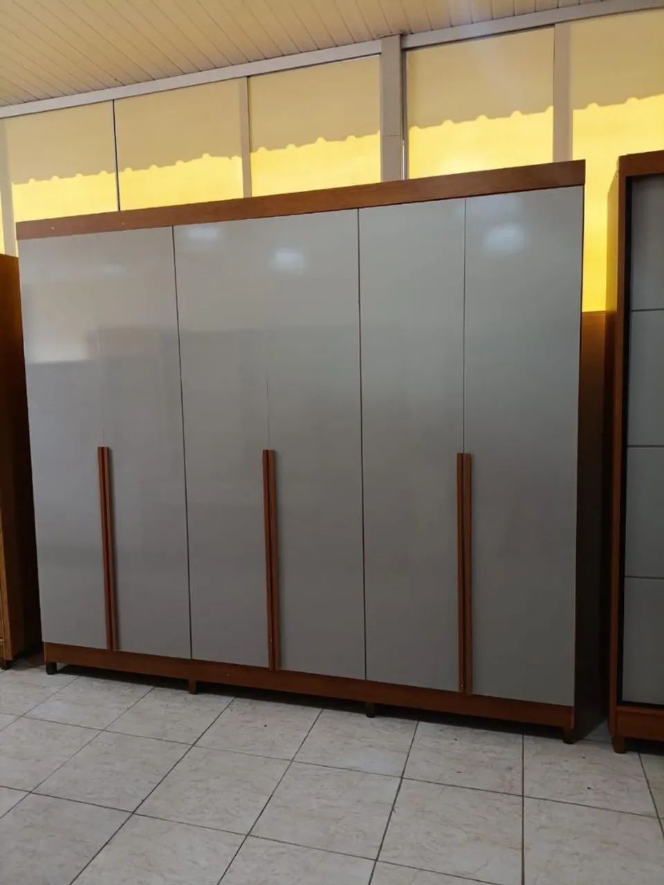 Guarda-Roupa Alvorada - 6 Gavetas - 2,30m x 2,70m - Foto 2