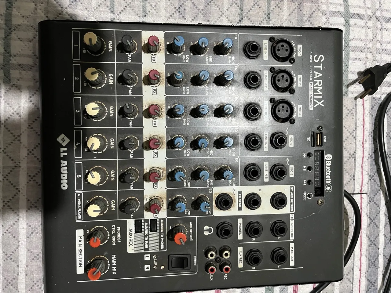 Mesa de Som StarMix 6 Canais Bluetooth USB