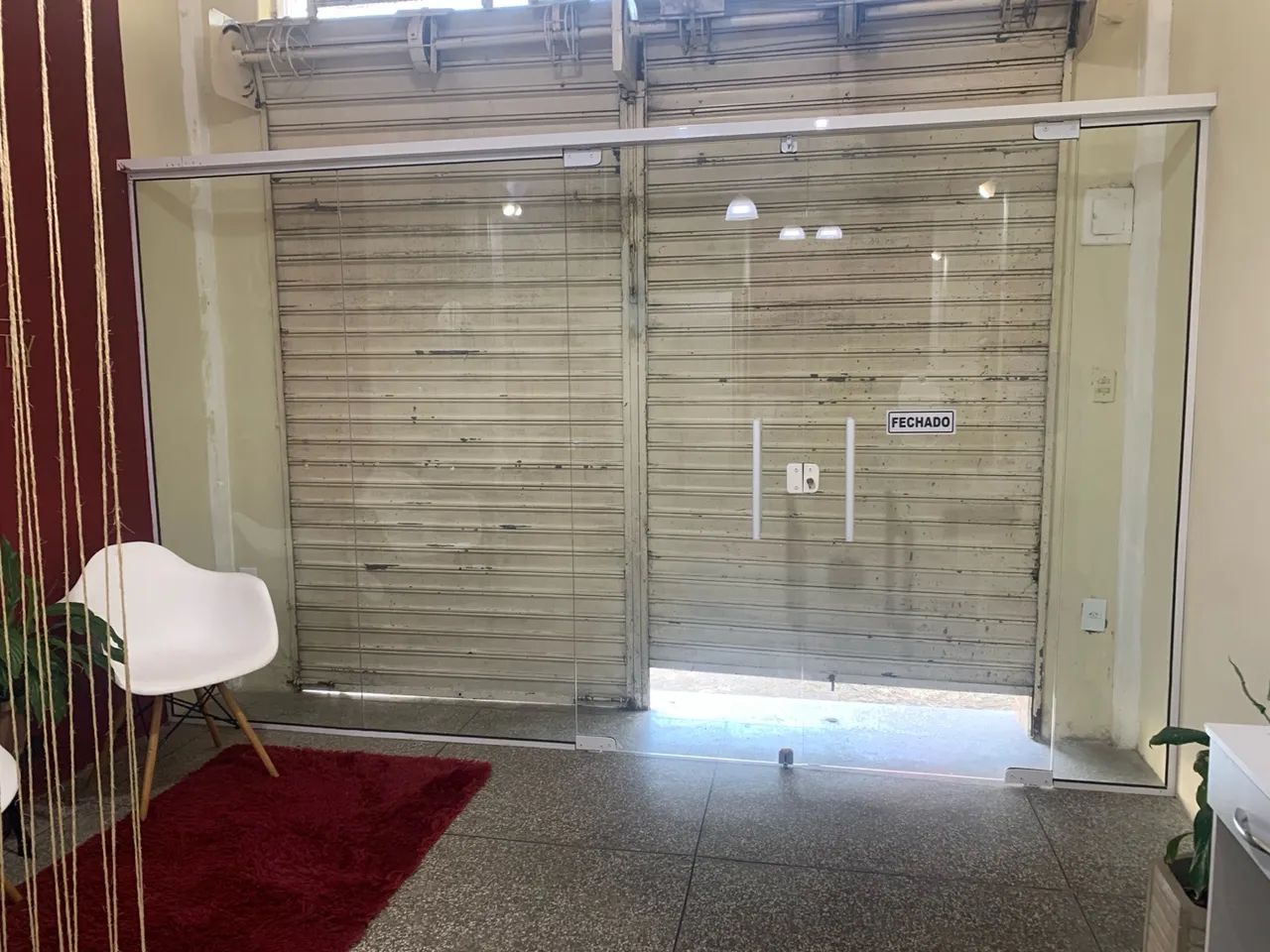 Porta de vidro temperado para segurança residencial - Foto 2