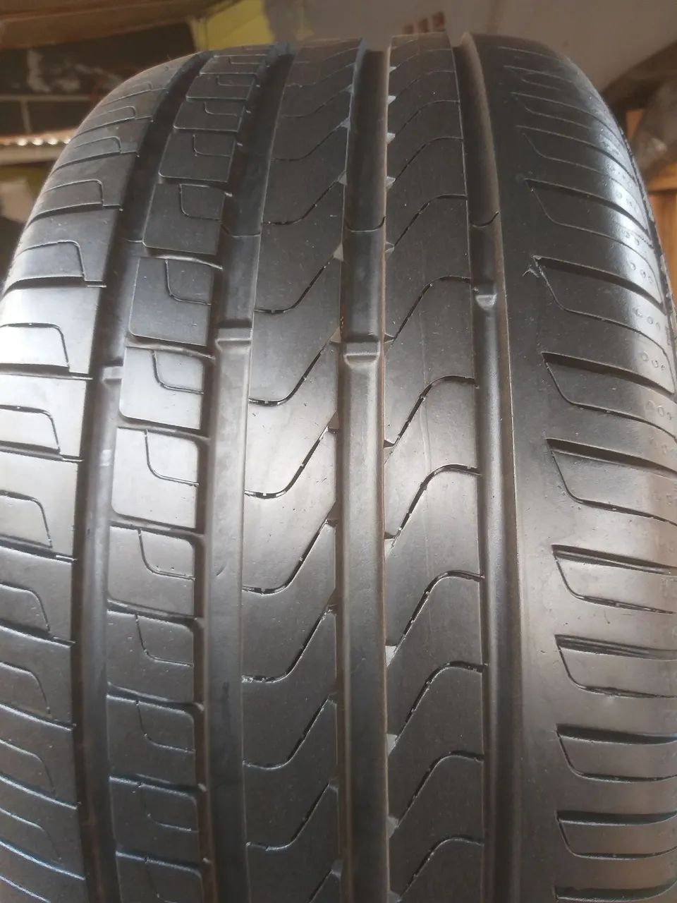 Pneu 245 40 17 pirelli cinturato p7 seminovo 1 pneu**  - Foto 3