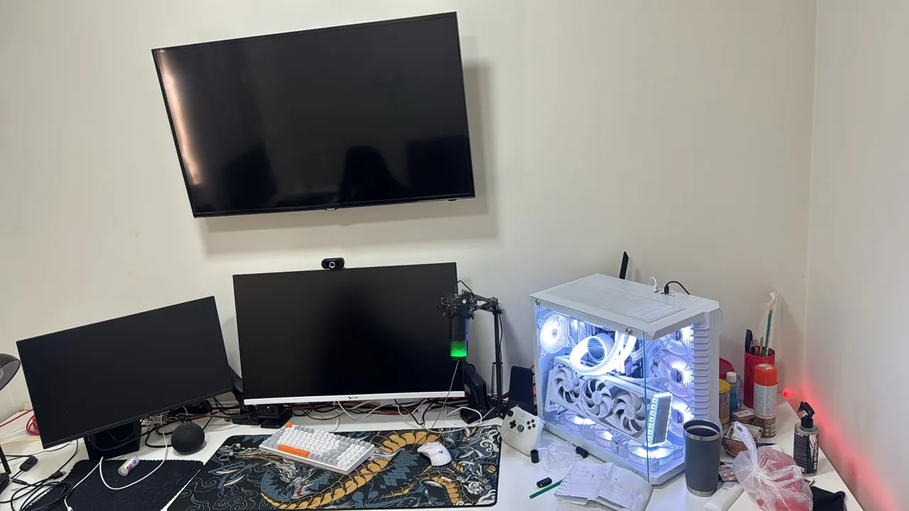 Mesa L, Escritório ou gamer Bancada muito grande exelente.