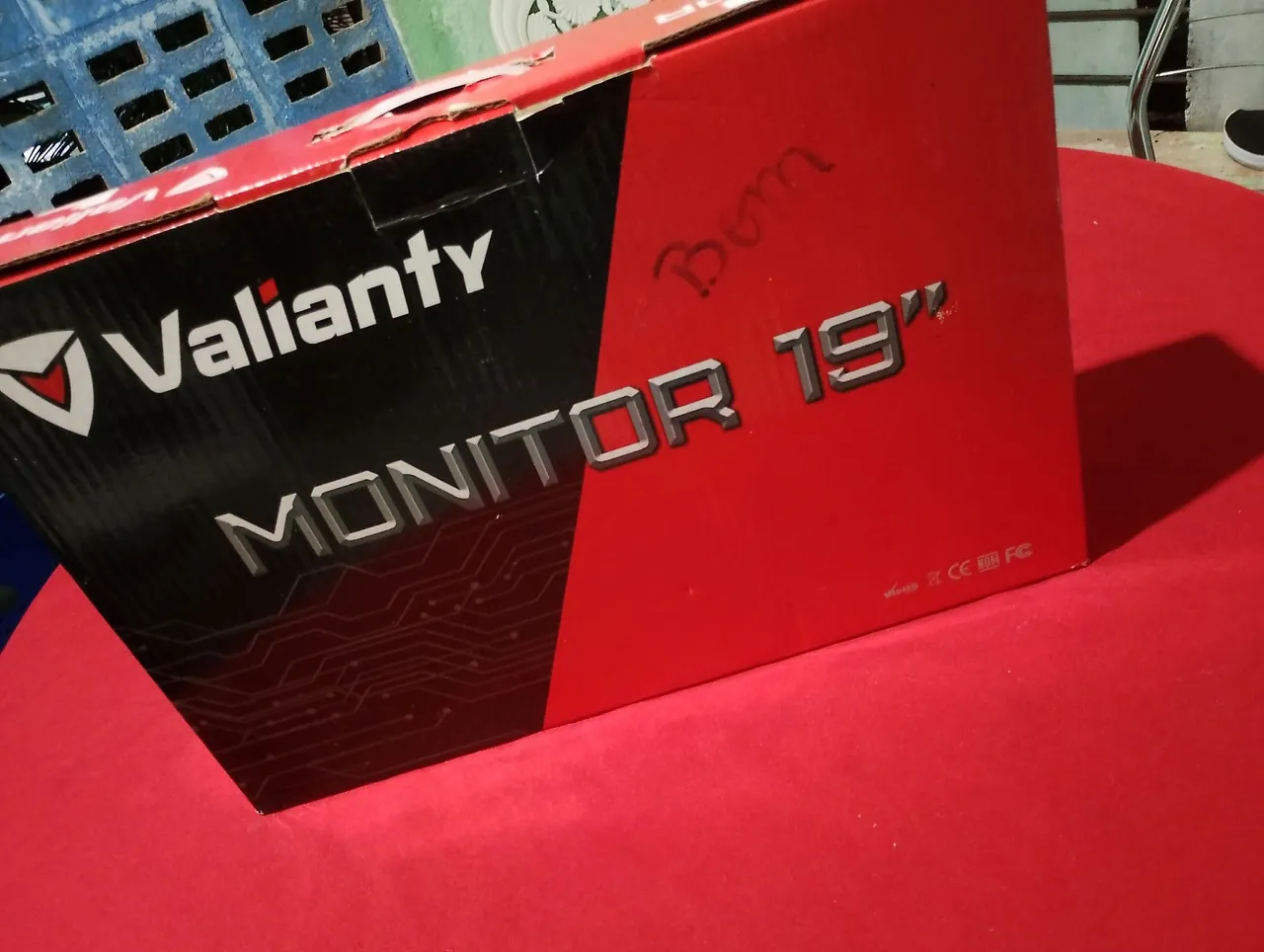 Monitor Valianfy 19 polegadas