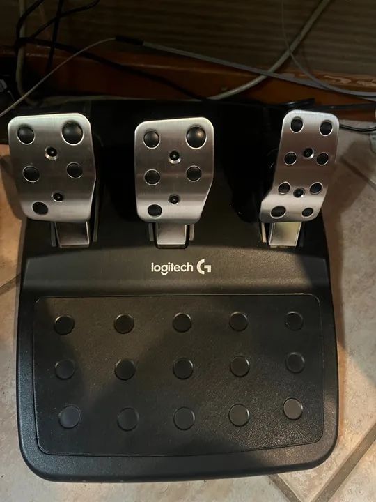 Volante Logitech G29 para PC e Console - Foto 5