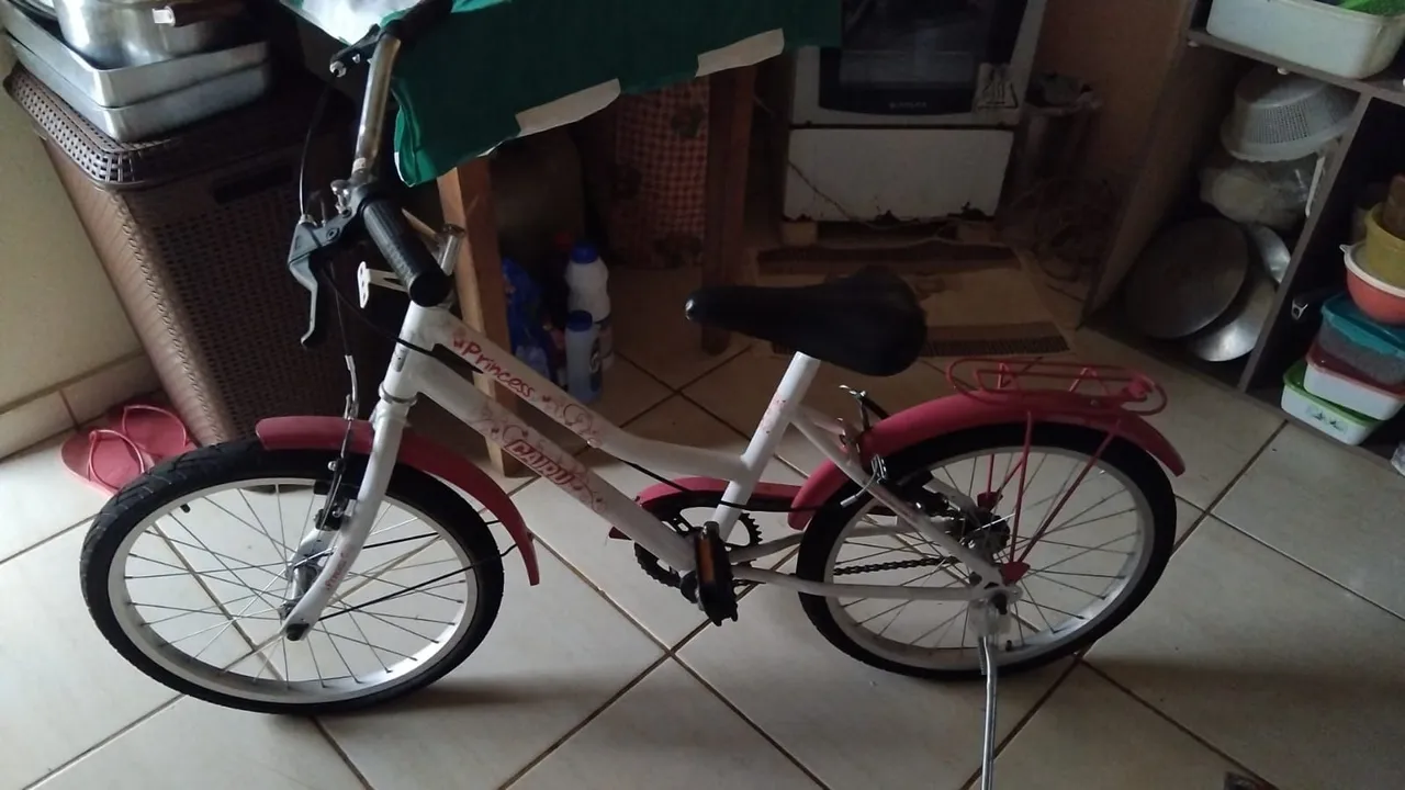 Bicicleta Infantil Princesa - Rosa e Branca