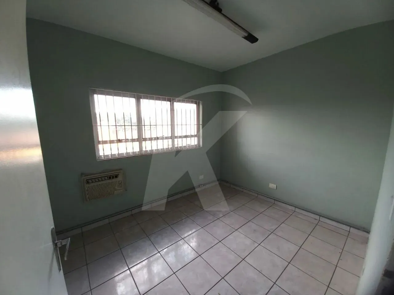 Sala na Vila Maria Alta com 01 banheiro, 45 m²