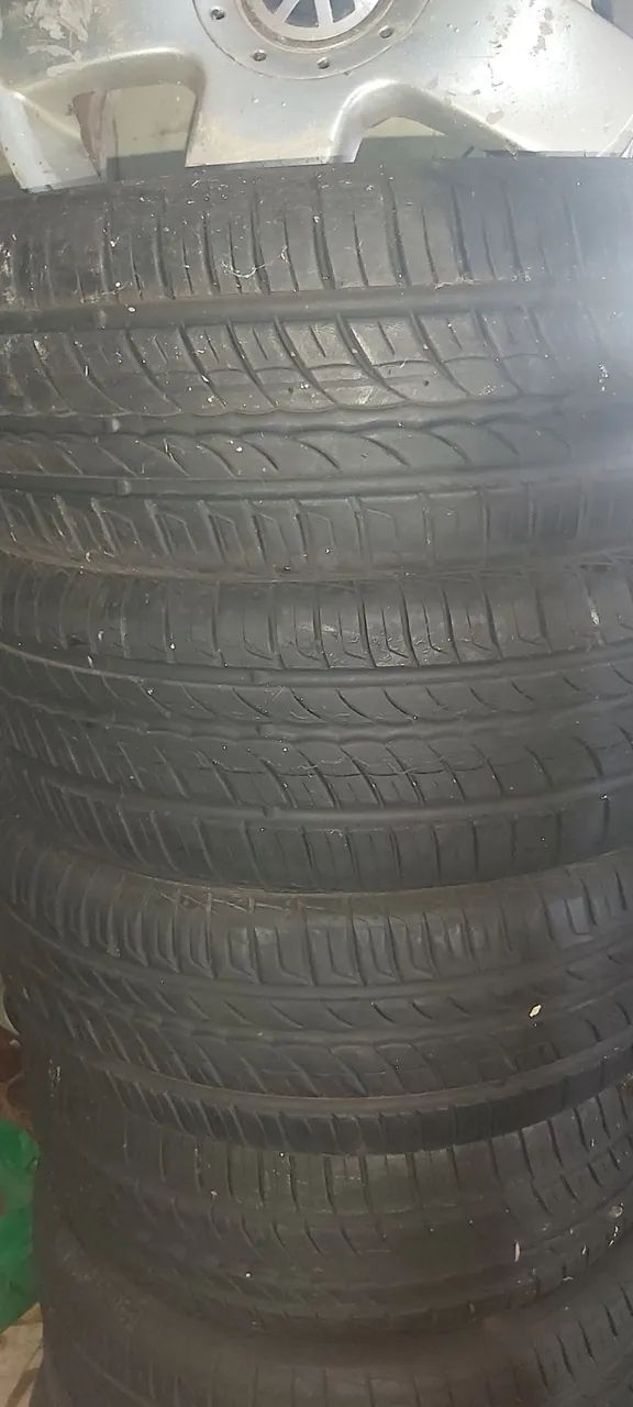Rodas 15 furacão 4x100 vw pelo com 5 pneus e 5 rodas - Foto 5