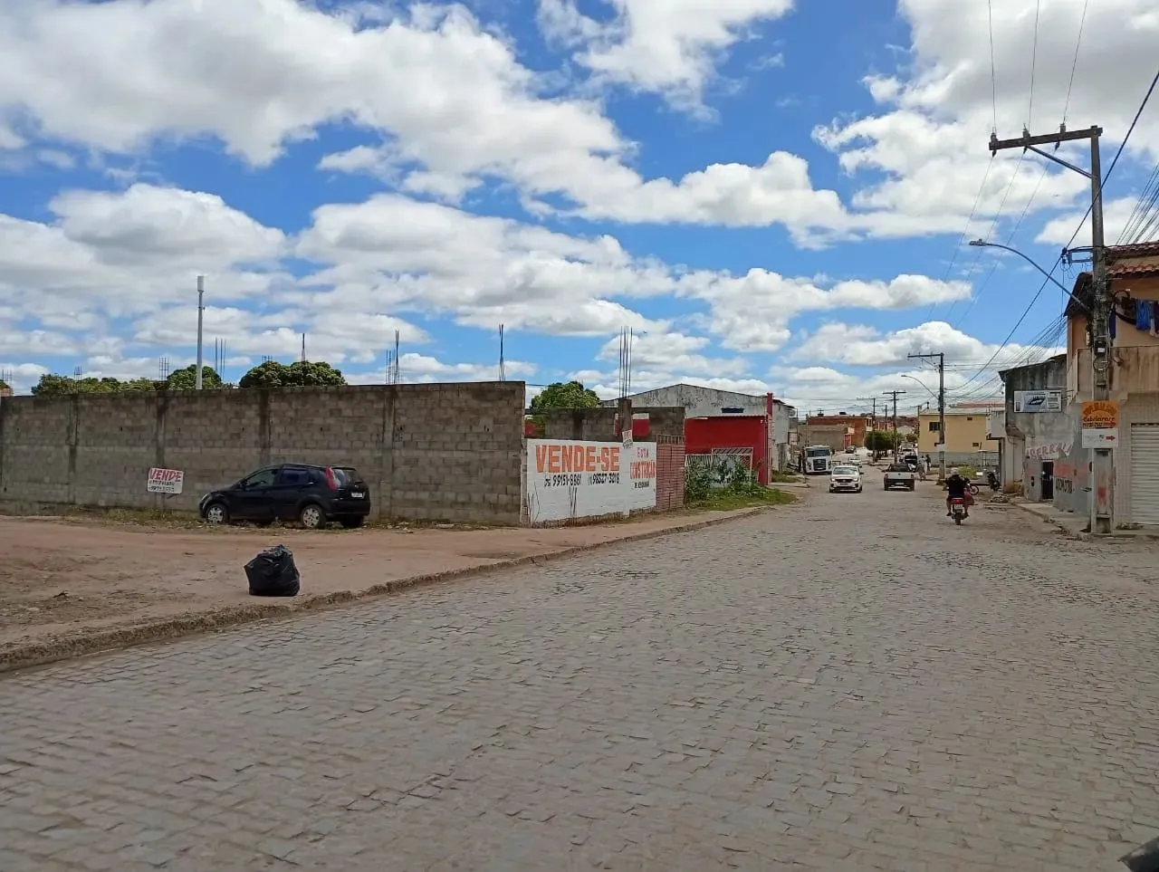 Galpão/Depósito/Armazém para venda tem 264 metros quadrados em Centro - Ipirá - Bahia