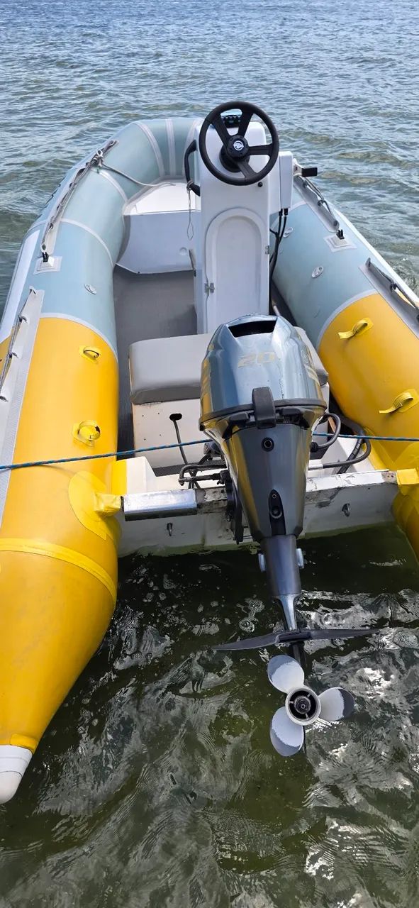 Barco Inflável 4,20m com Motor Yamaha 20HP + Carreta - Pronto para o Lazer!! - Foto 3