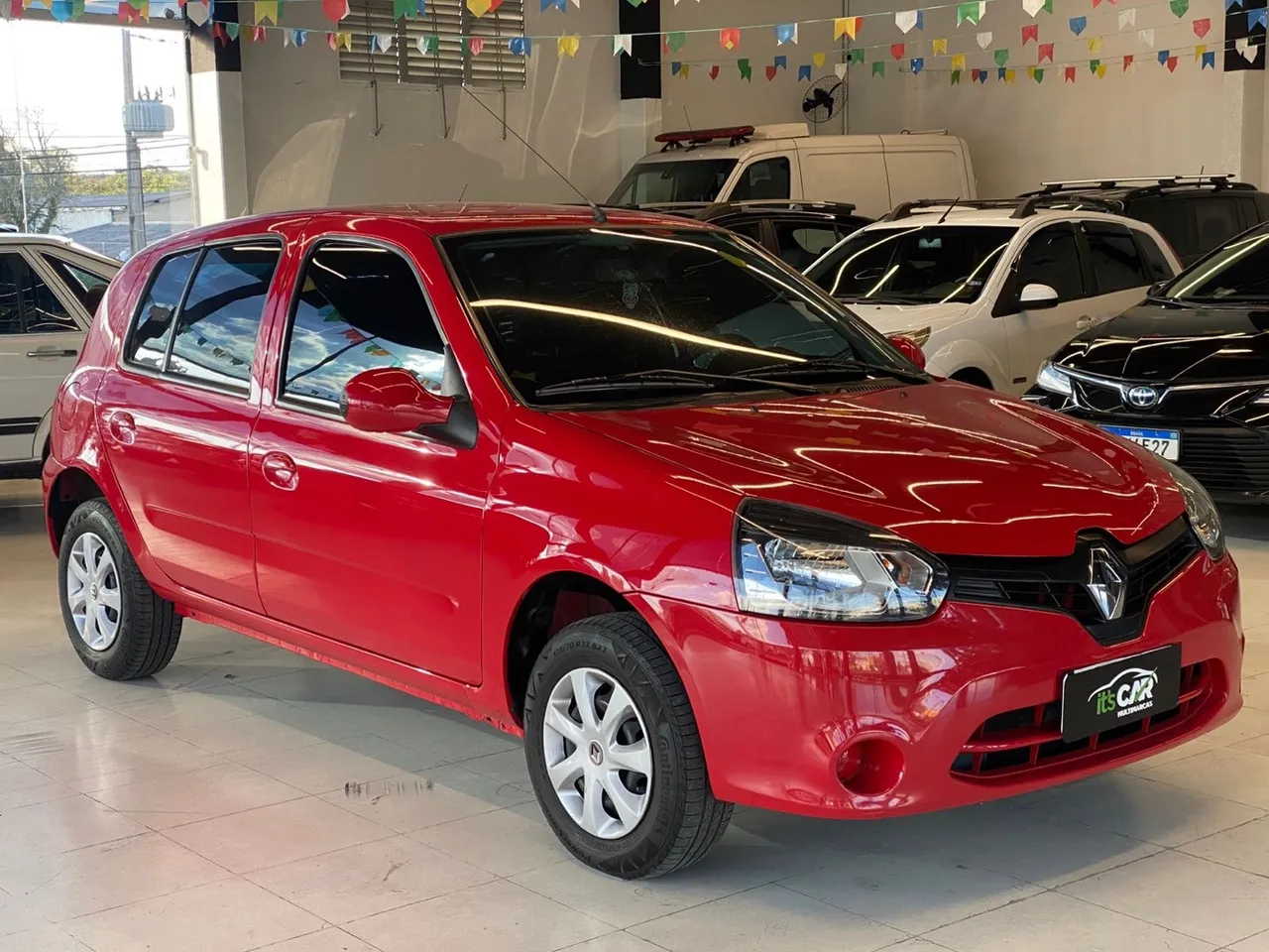 Clio 4 portas completo 2016 lindo