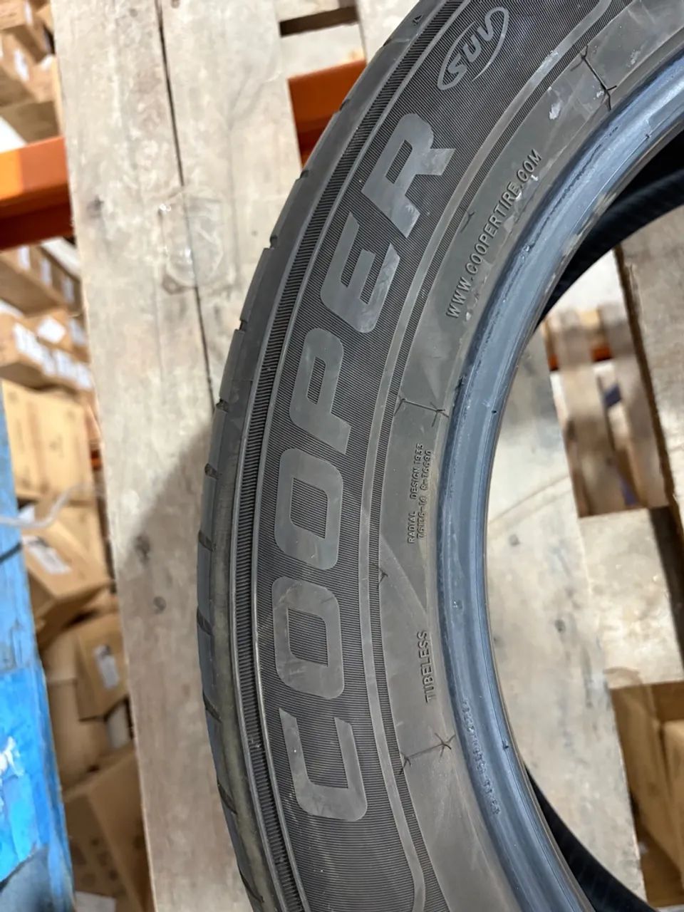 Pneu 235/55R19 - Foto 5