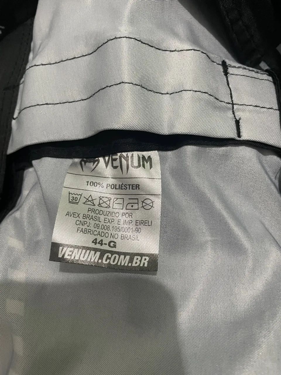 Bermuda Venum tamanho 44 - Foto 3