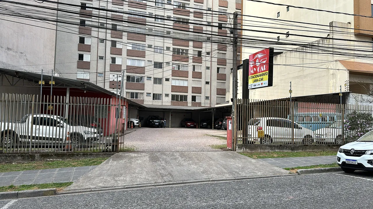 Estacionamento vende-se