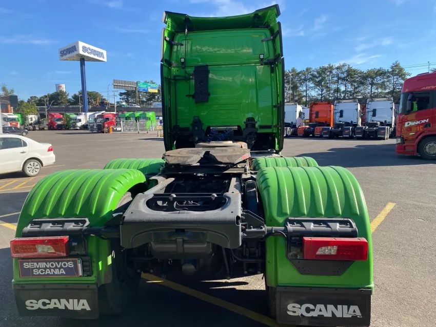 SCANIA CAMINHÃO A GÁS RH410 6X4 2022 - RETARDER, RODA DE ALUMÍNIO - Foto 10