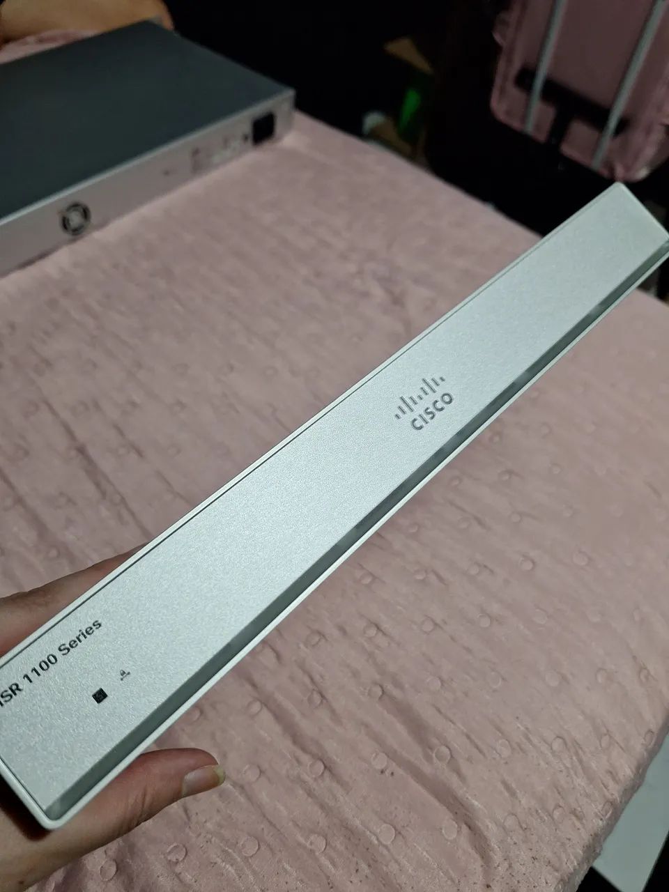 ROTEADOR EMPRESARIAL CISCO C1111-4P - Foto 2