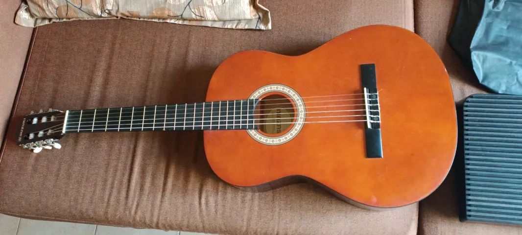 Teclado Profissional e Violão Analógico  - Foto 2