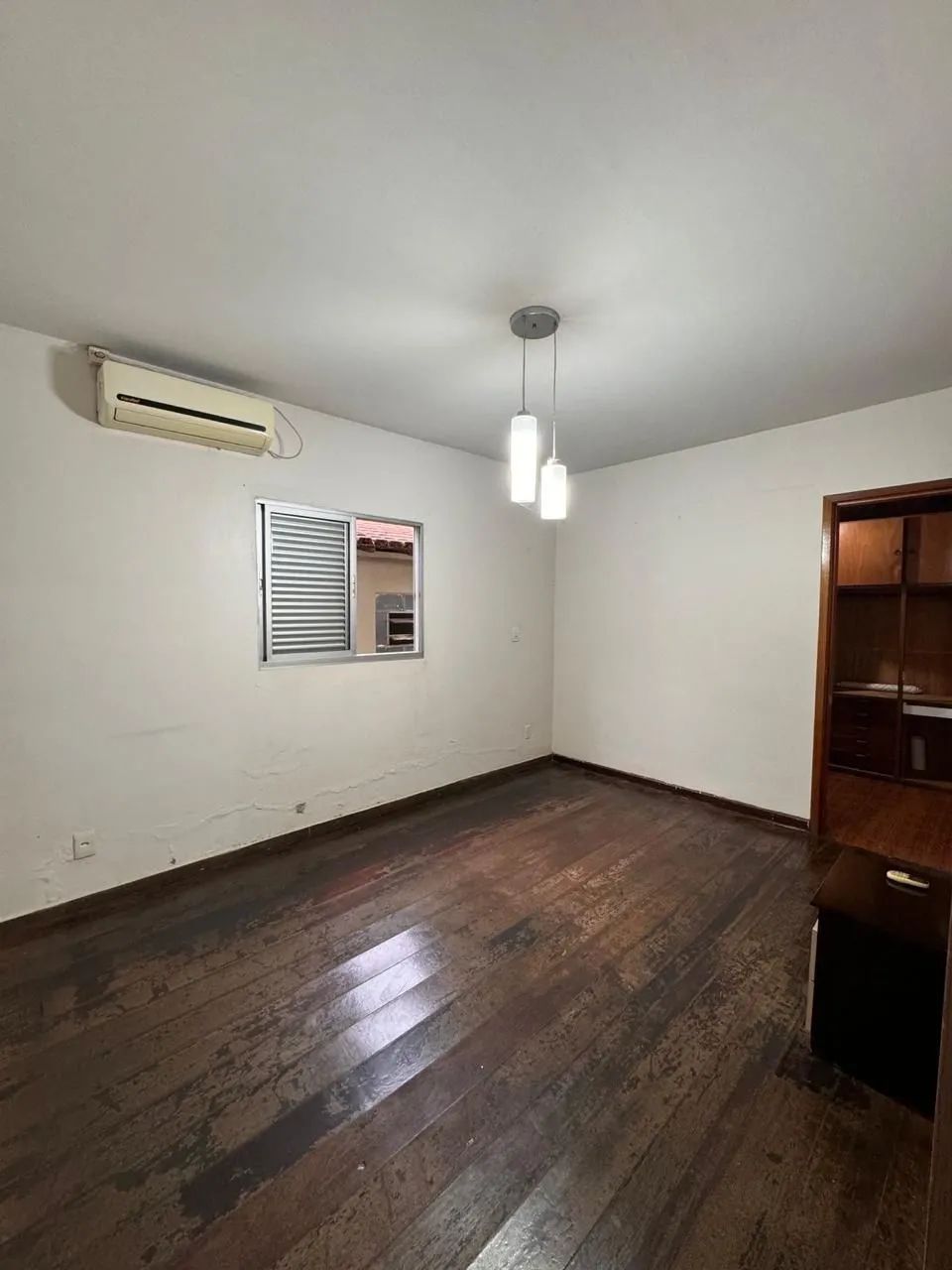 Casa Setor Santa Genoveva 240m² - Foto 5