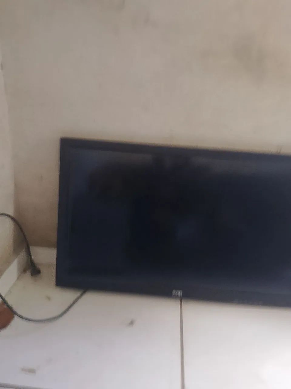 Tv 32 polegadas usada funcionando perfeitamente não é smart 