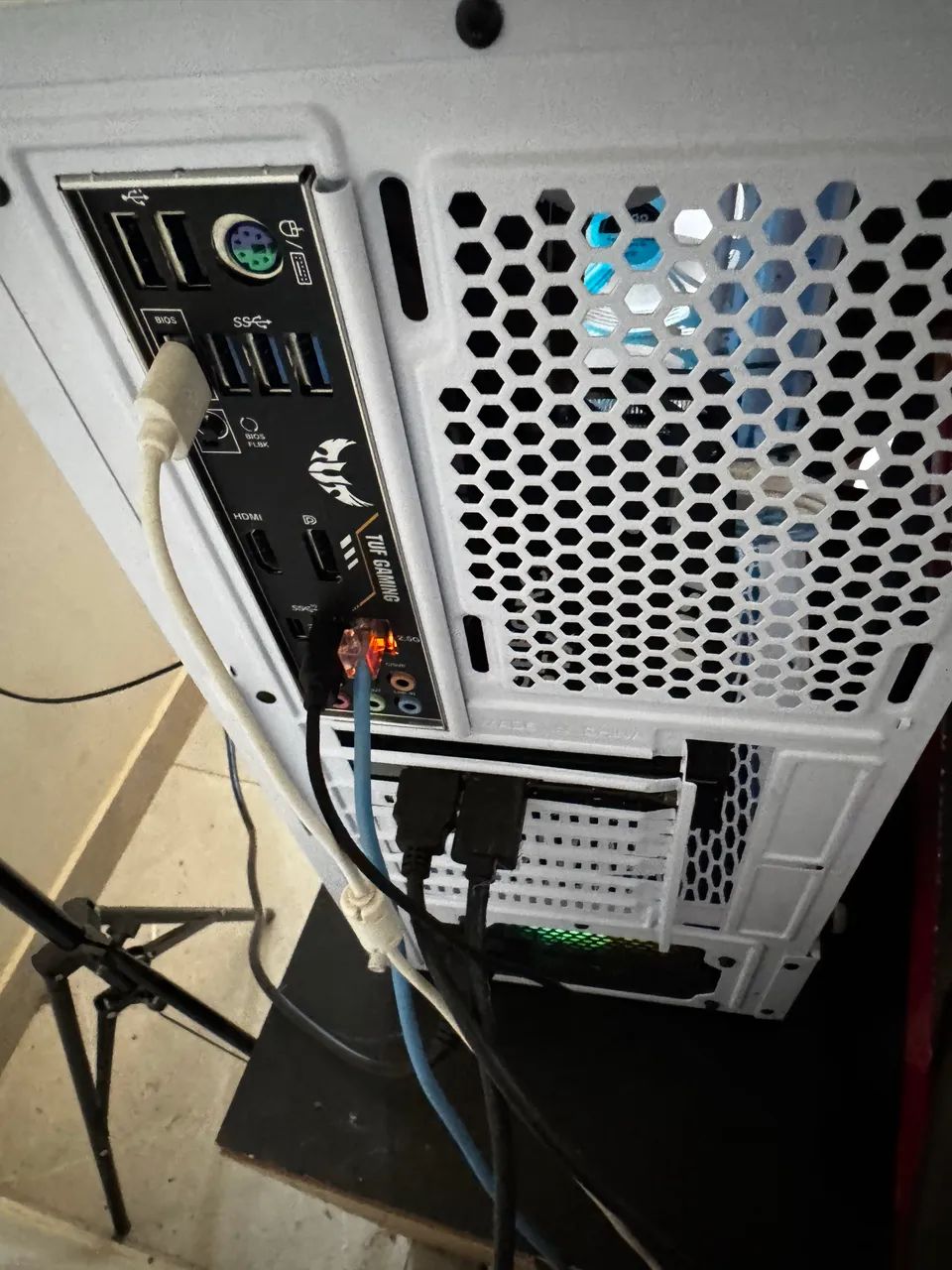 VENDO PC GAMER ZERO RTX 5060 sem detalhes NF das peças - Foto 3