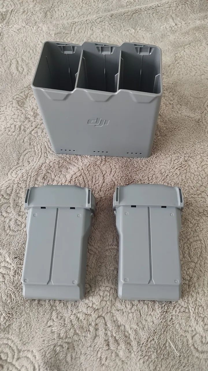 BATERIAS PLUS + HUB ORIGINAL DJI MINI 5 PRO <br><br>Vendo 2<br><br>Vendo 2 - Foto 3