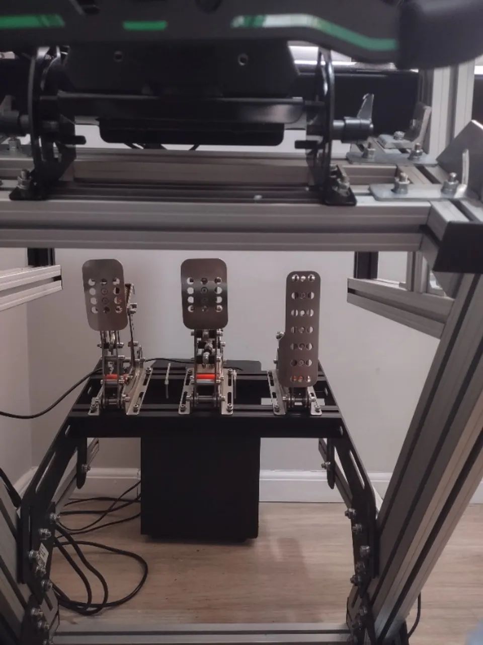 Direct Drive R9 V3 + Cockpit  - Foto 5