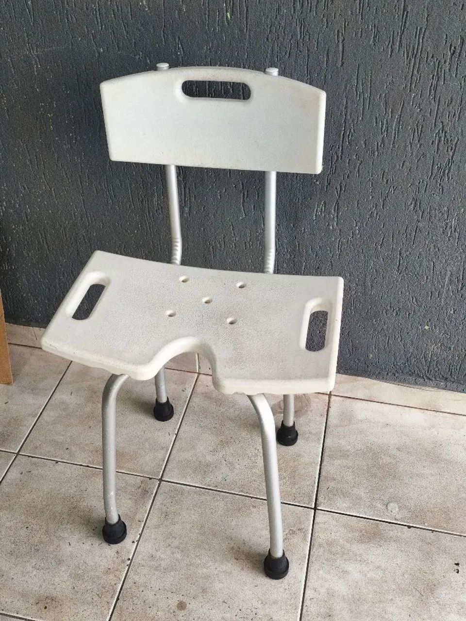 Cadeira de banho fixa - Foto 3