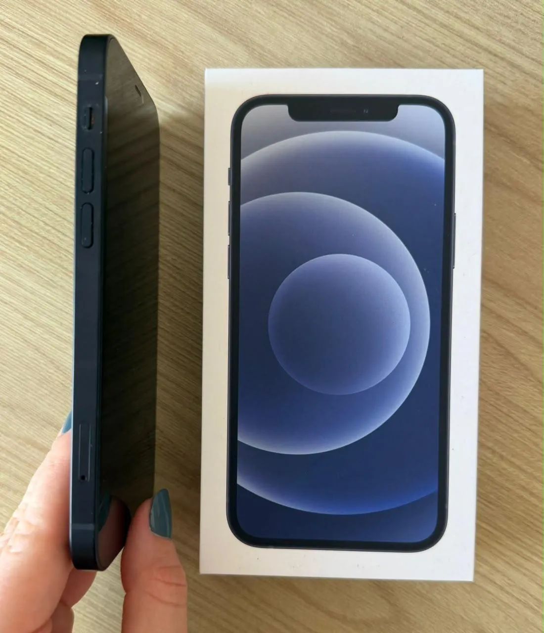 iPhone 12 64 GB